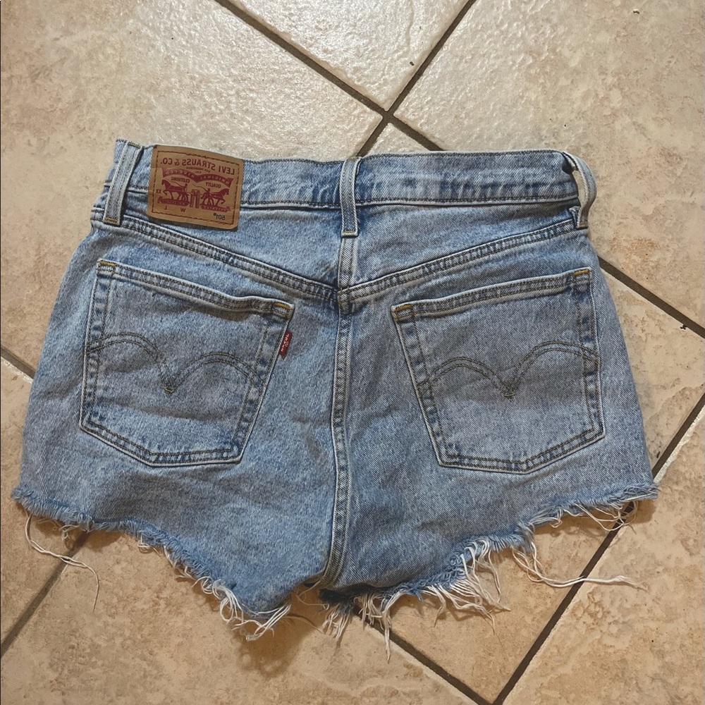 Levi’s shorts